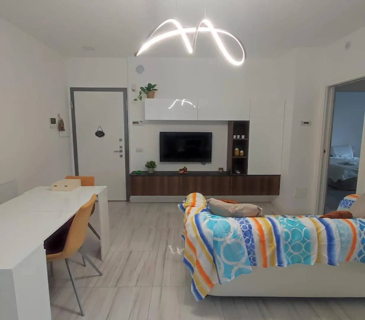 Sunflowers Cologno Monzese Apartment